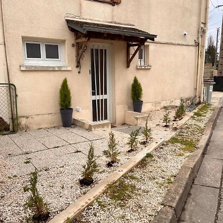 דירות Saint-Julien-les-Villas T2 Cosy / Quartier Calme / Magasins D'Usine A Proximite מראה חיצוני תמונה